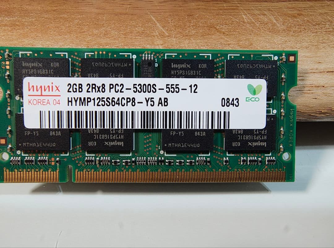 Hynix 2GB DDR2 メモリ PC2-5300 - メルカリ