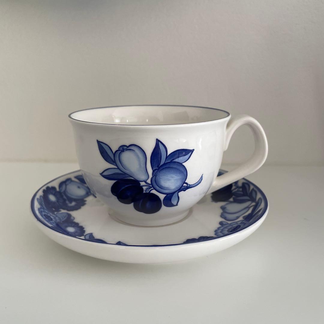 ロイヤルコペンハーゲンゴールデンサマーブルーカップ&ソーサー - メルカリ
