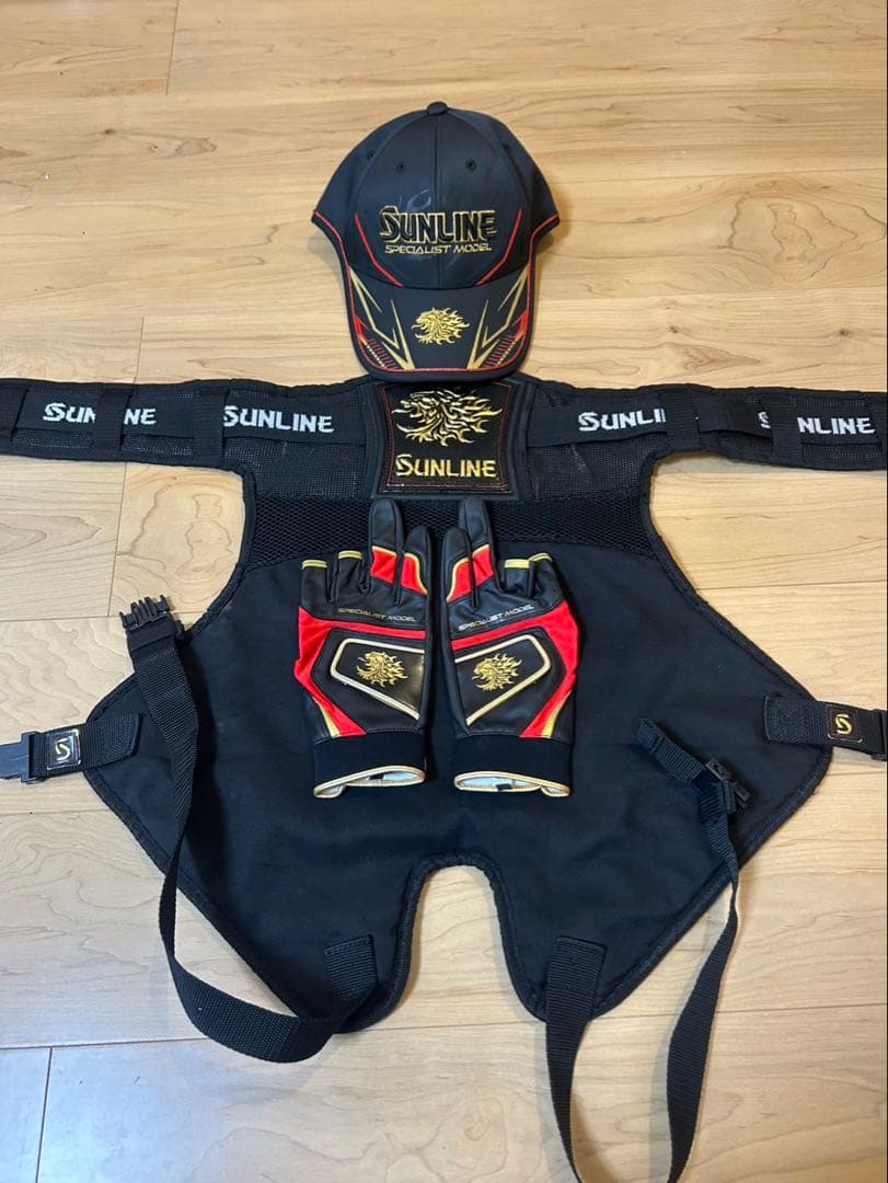 SUNLINE フィッシンググローブ　キャップ　ヒップガードセット販売 サンライン（SUNLINE） ヒップガード SUH-143 フィッシングギア