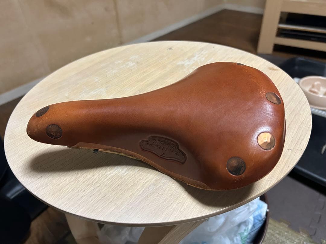 BROOKS レザーサドル ブラウン - メルカリ