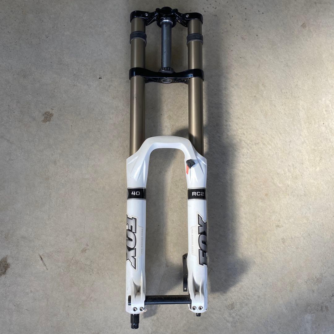 FOX 40 RC2 フロントフォーク FOX Racing Shox 40 Float 29in Factory Grip X2 Fork - Components