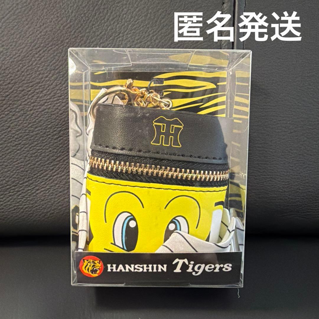 GIGO限定 2025 阪神タイガース スカーフ付チャームポーチ - メルカリ