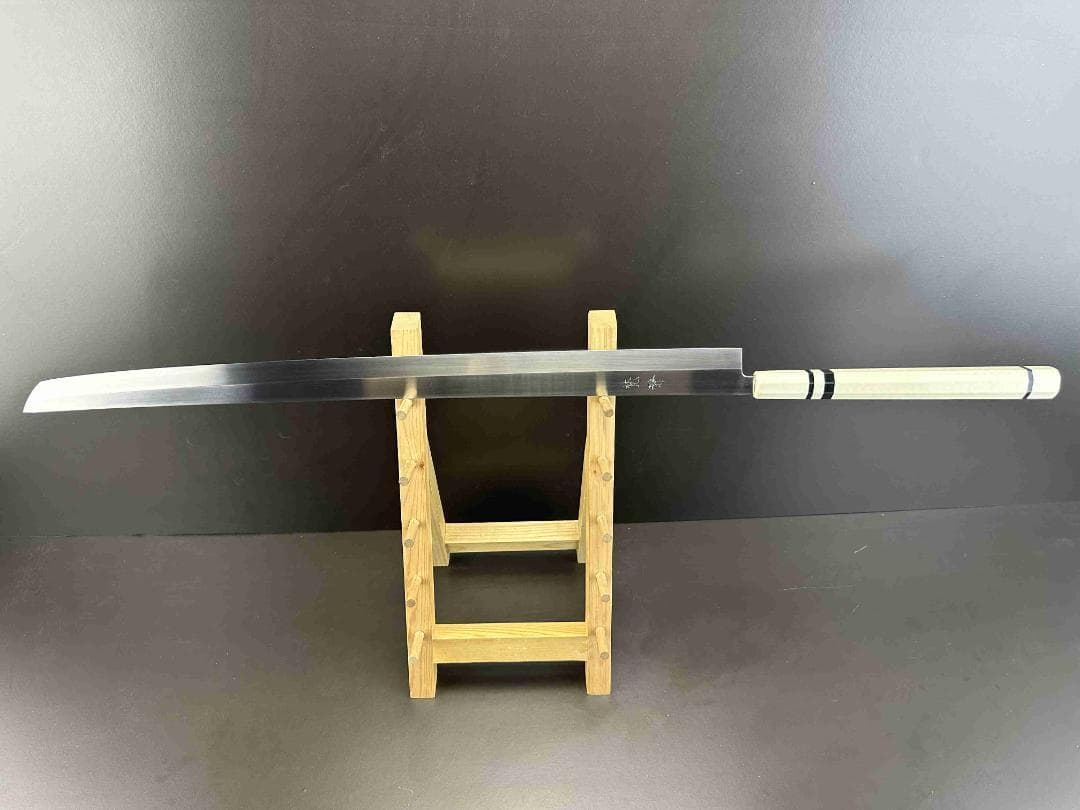 3295 マグロ包丁鞘付き 刃渡700mm 鮪包丁 反り 人工象牙三本黒巻八角柄