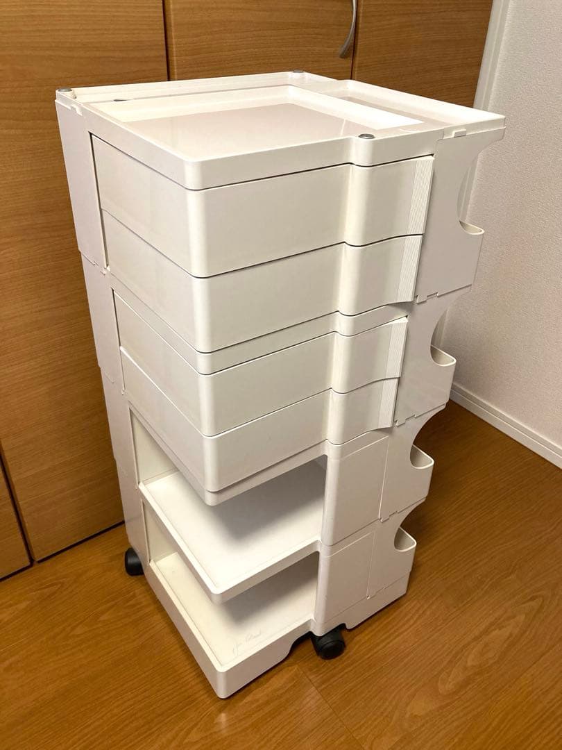 Boby Wagon ボビーワゴン 4段　ホワイト ボビーワゴン 4段 ホワイト│名作デザイナーズ家具のインテリア