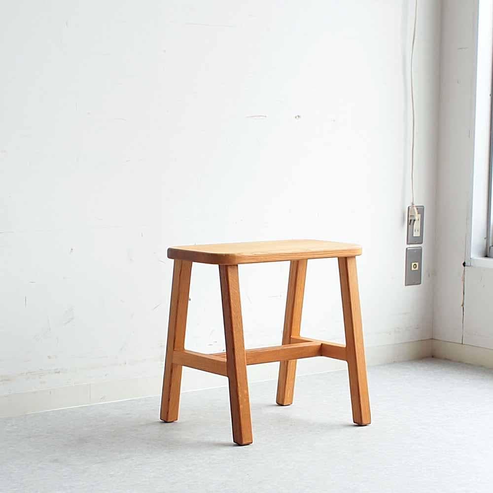 オーク無垢材 スツール サイドテーブルや花台としても ZR24449