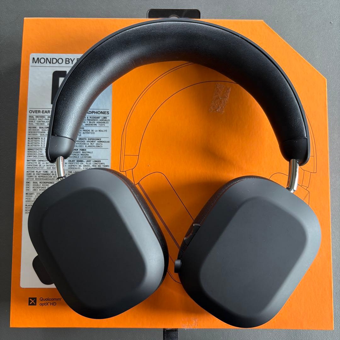 MONDO BY DEFUNC ワイヤレスヘッドホン ブラック Amazon.co.jp: MONDO Over Ear Headphones モンド オーバーイヤー
