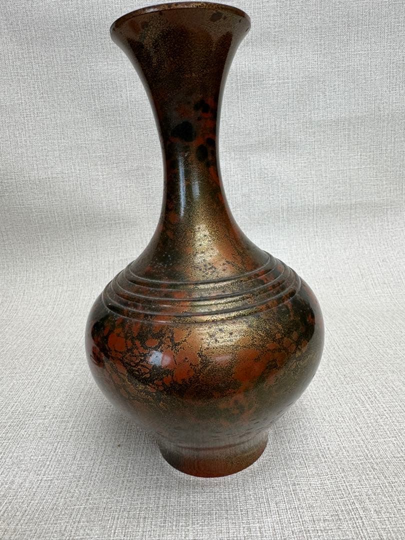 金属製ブロンズ花瓶 約20cm - メルカリ