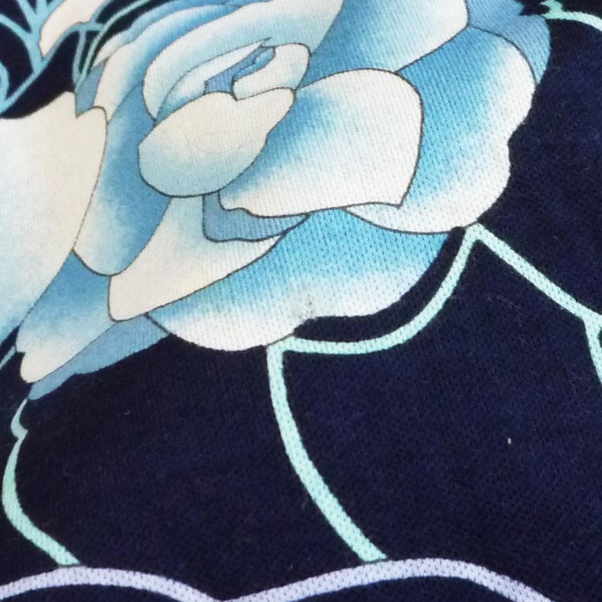 穴あり]レオナールスポーツ 花柄 トップス - メルカリ