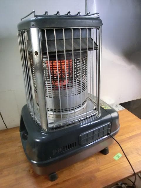 10：TOYOTOMI KFS-17 ストーブ ジャンク 引取限定：埼玉県所沢市