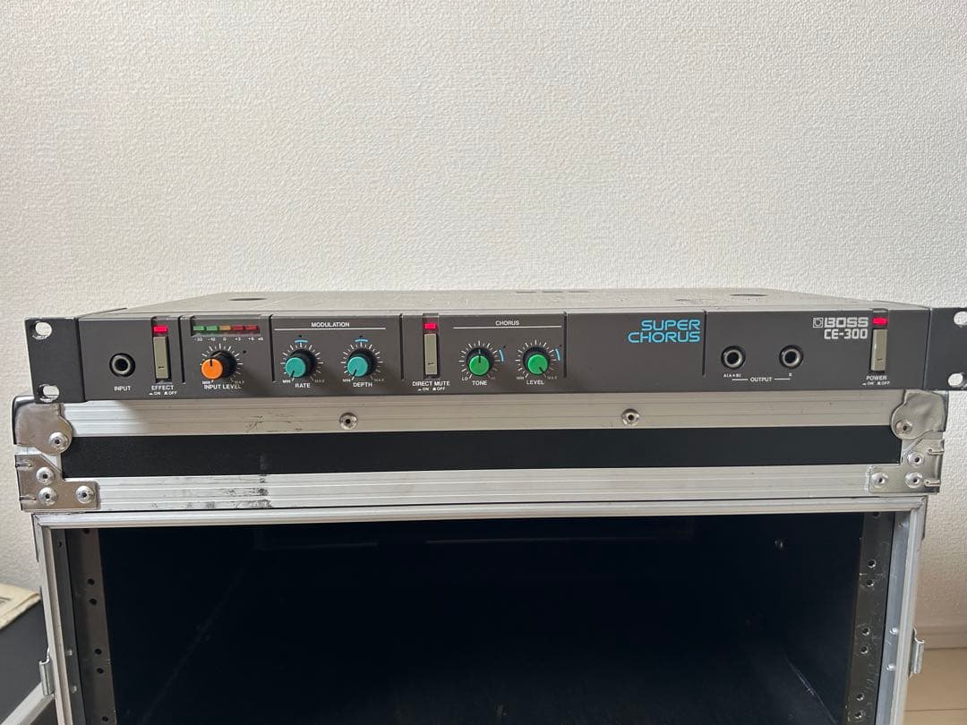 BOSS SUPER CHORUS CE-300 ボススーパーコーラス