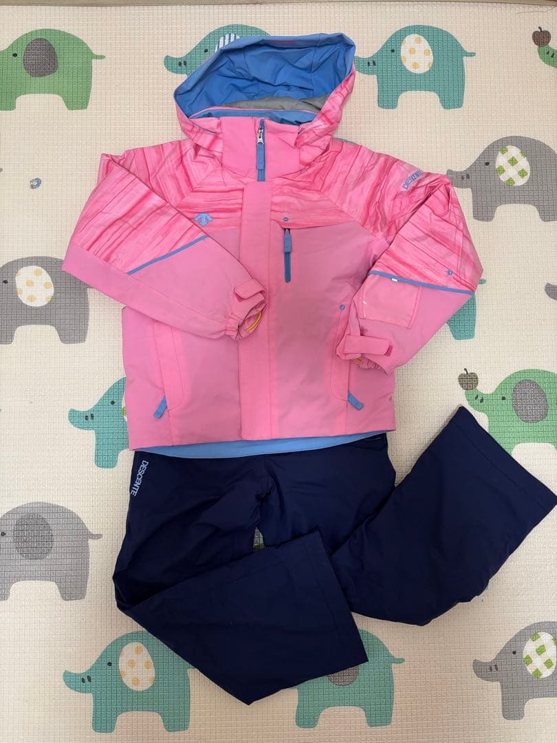 ROXY スキーウェア 子ども用 8-10歳 ROXY スキーウェア 上10歳(140)下8