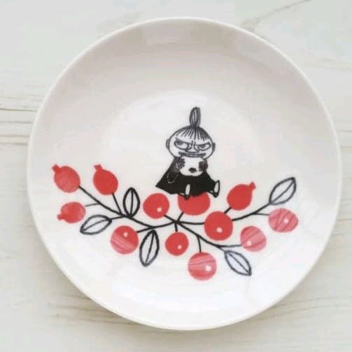 新品　Moomin ムーミン ベリーシリーズ 小皿 14cmサイズ リトルミイ MOOMIN ムーミン ベリーシリーズ (モノクロ) 小皿 14cmサイズ ムーミン