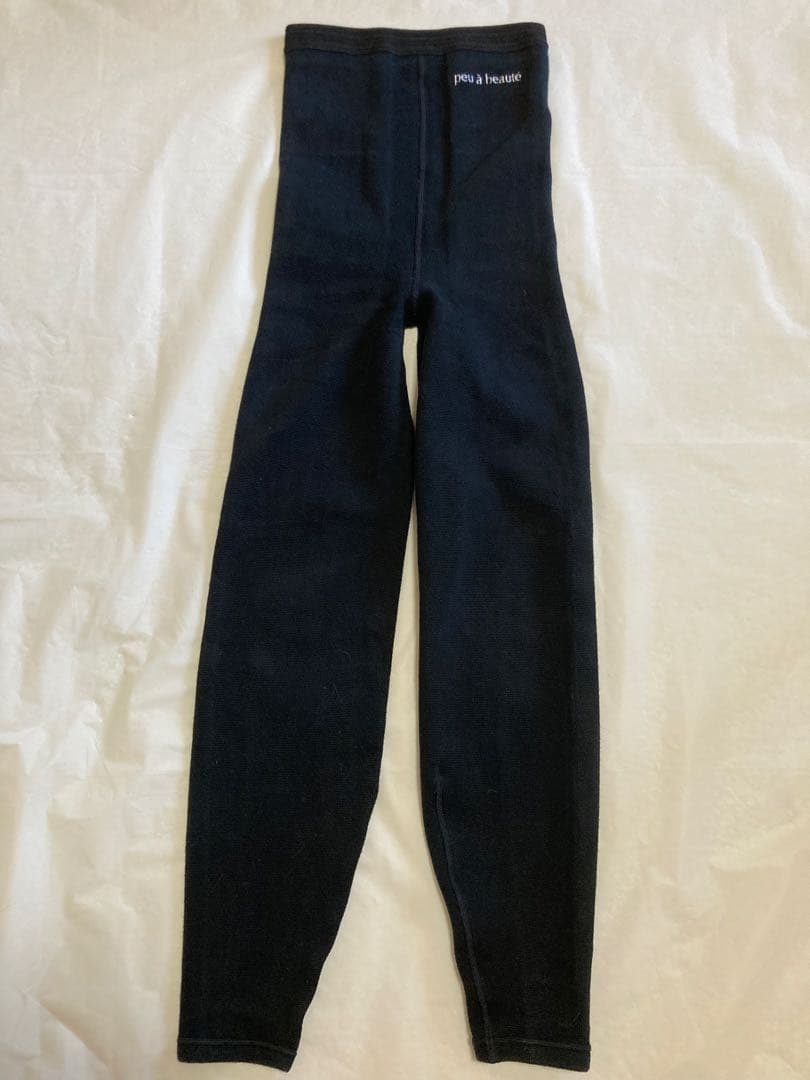 peu à beaute プウアボーテ スパッツサポーター Lサイズ 光電子 - メルカリ