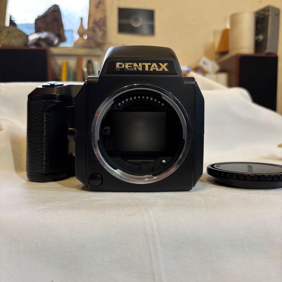 美品 PENTAX 645NII ボディ フィルムバック付き Pentax 645N Medium Format Camera Body