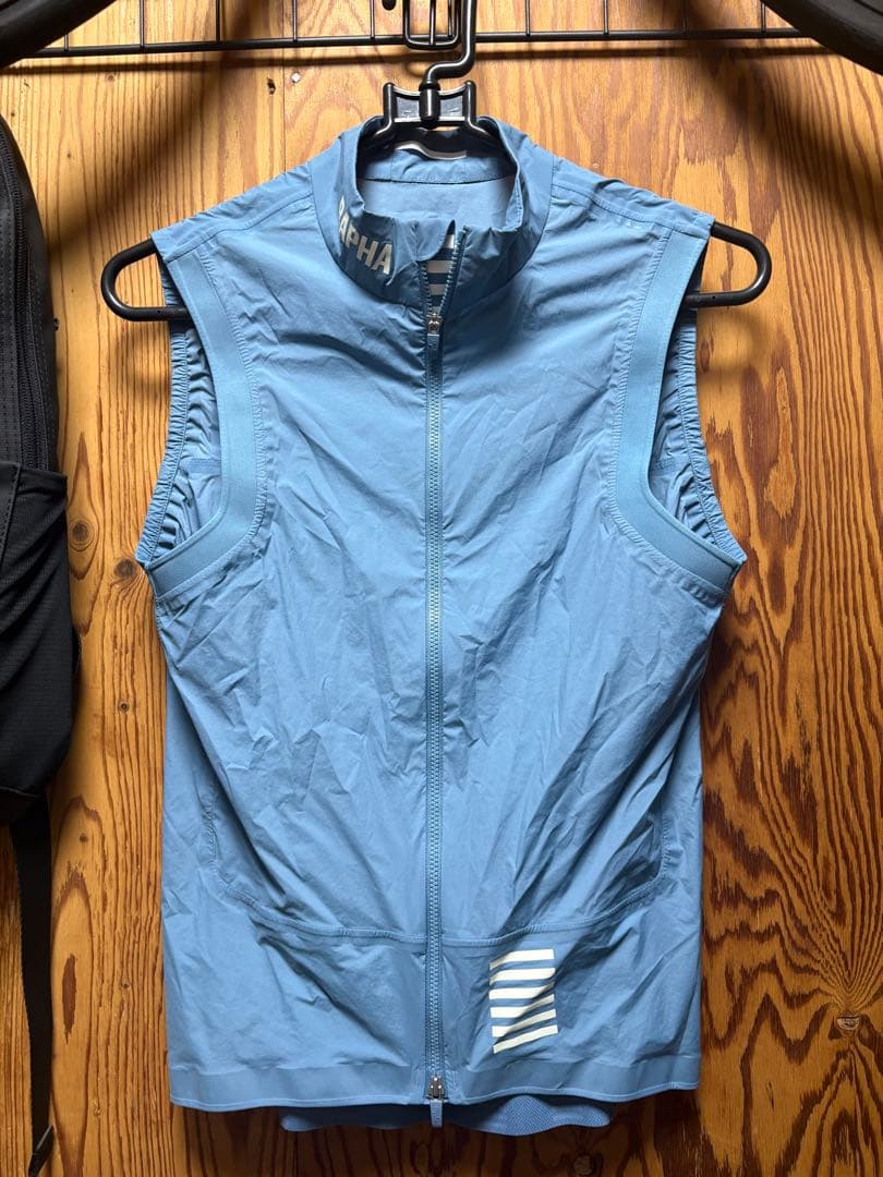 美品　rapha ジレSサイズ RAPHA 「ラファ」 Sサイズ ジレ / バイチャリ世田谷店 : バイチャリ