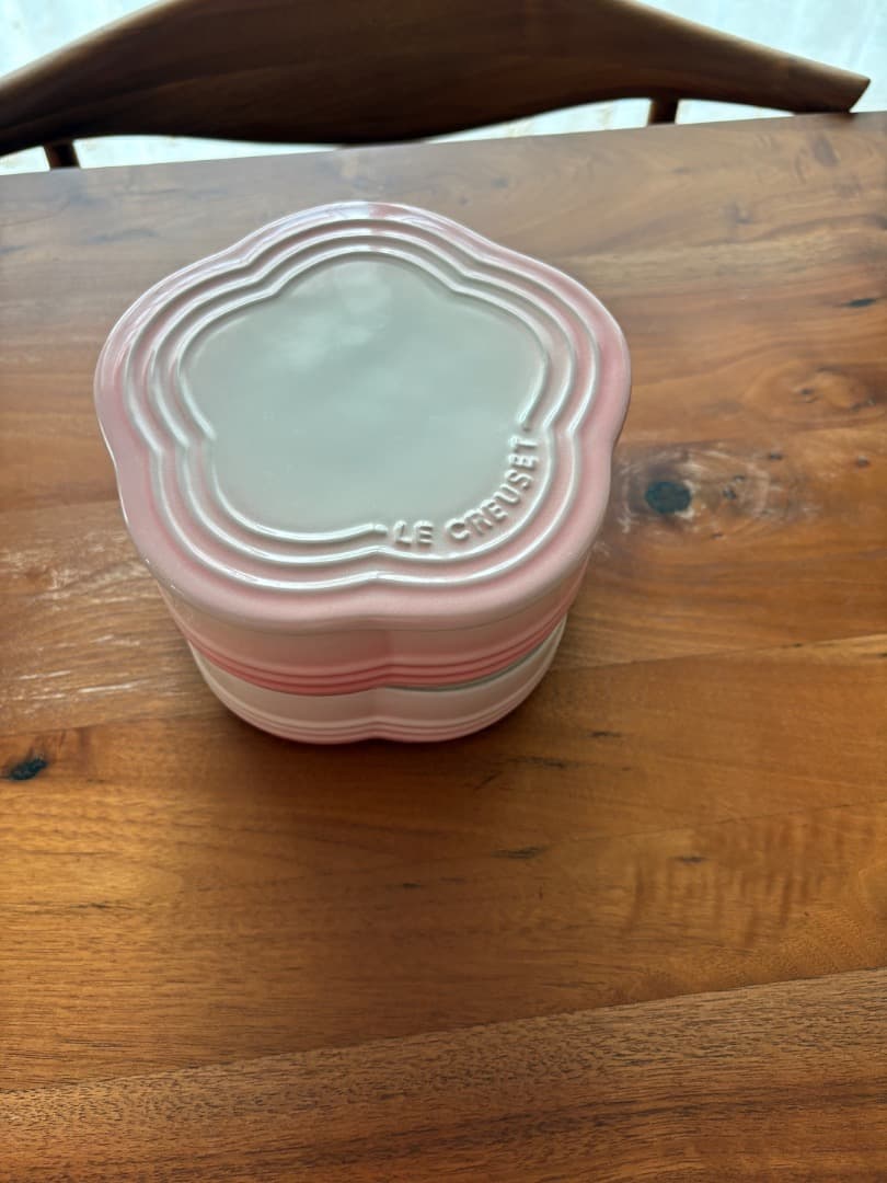 ル・クルーゼ スタッキングラムカン フラワーコレクション - メルカリ