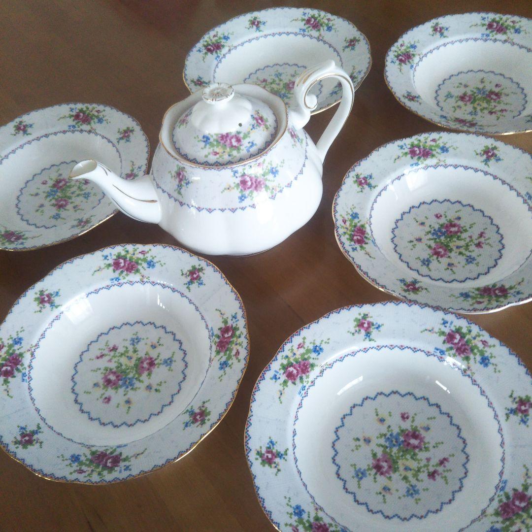 ロイヤルアルバート ティーポット&プレート6枚 ロイヤルアルバートティーポットセット｜Yahoo!フリマ（旧PayPayフリマ）