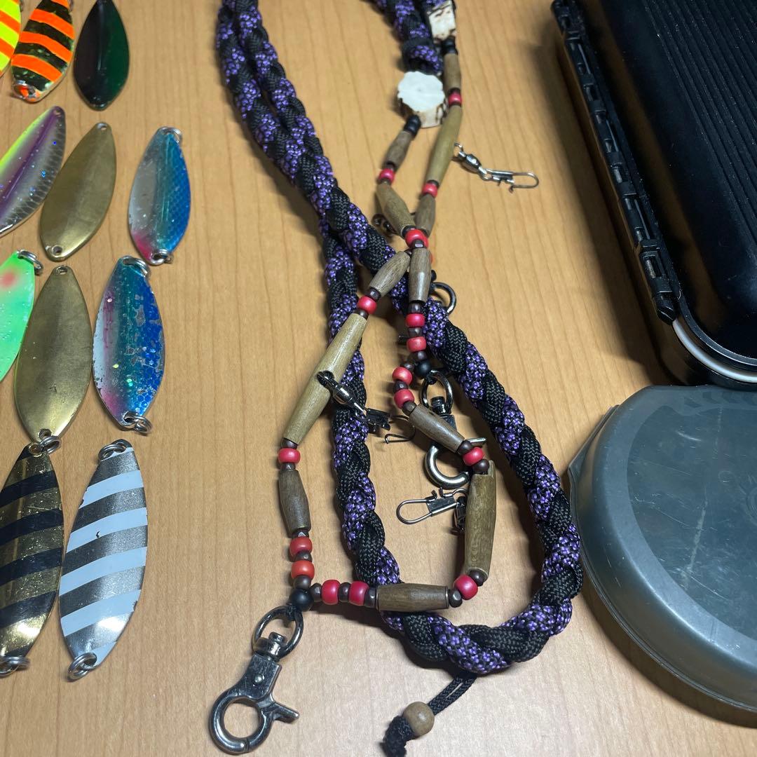 シーレーベル レイクトラウトルアーBOXおまけ有り アドロワグラマー