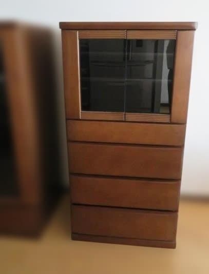 食器棚（右）カキウチ家具工業　60AVボード 楽天市場】設置無料 組立不要 食器棚 60 キッチンボード 完成品 カップ