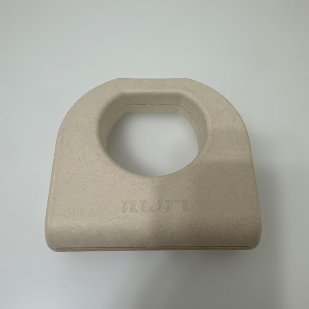 即日発送【お値下げ中】ワイヤレスイヤホン収納ケース付き ほぼ新品