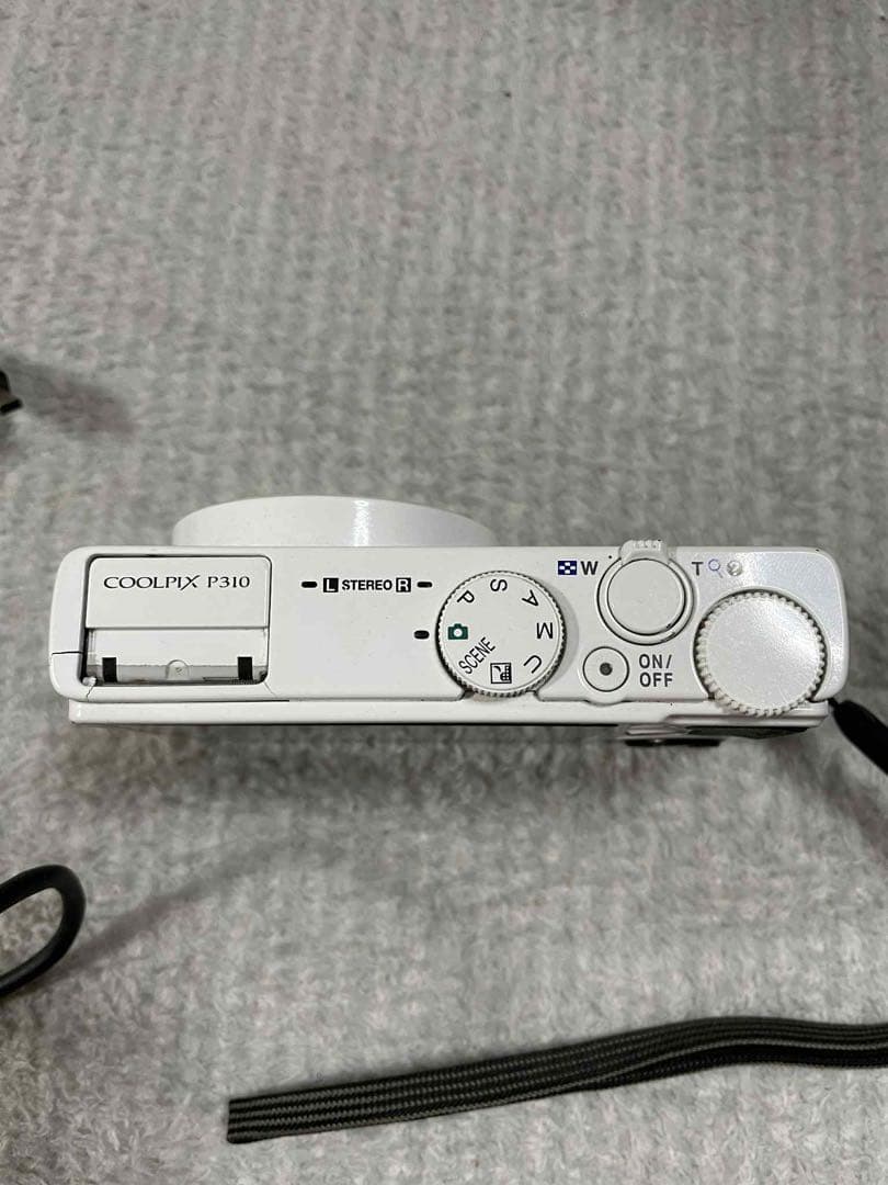 ジャンク品 】nikon coolpix p310 ホワイト ジャンク品 】nikon