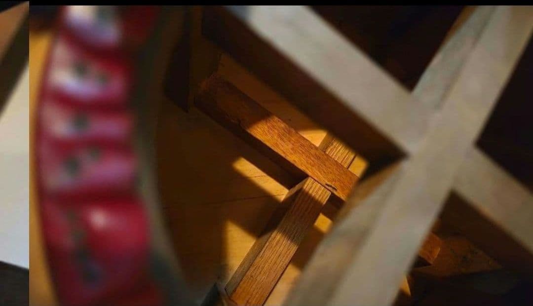 ☆アンティーク/レザー製バーガンディ円形スツール☆ - メルカリ