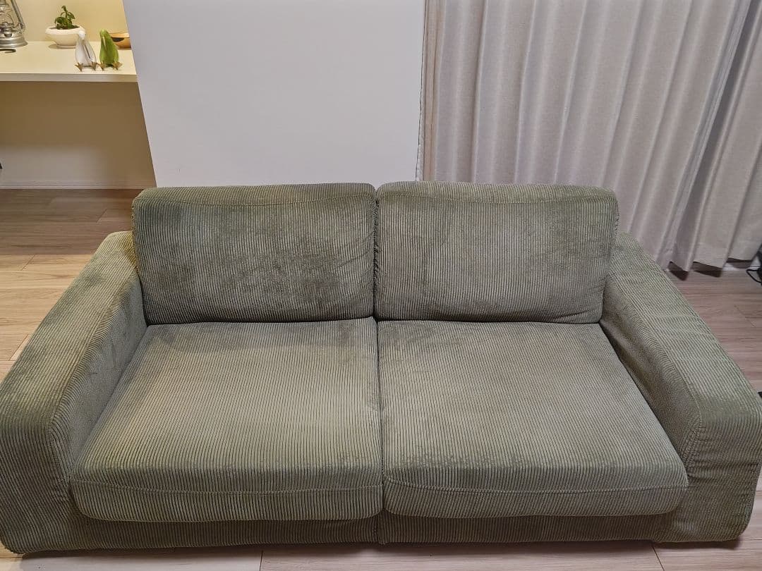 ニコアンドniko and コーデュロイグリュックソファ（オリーブグリーン