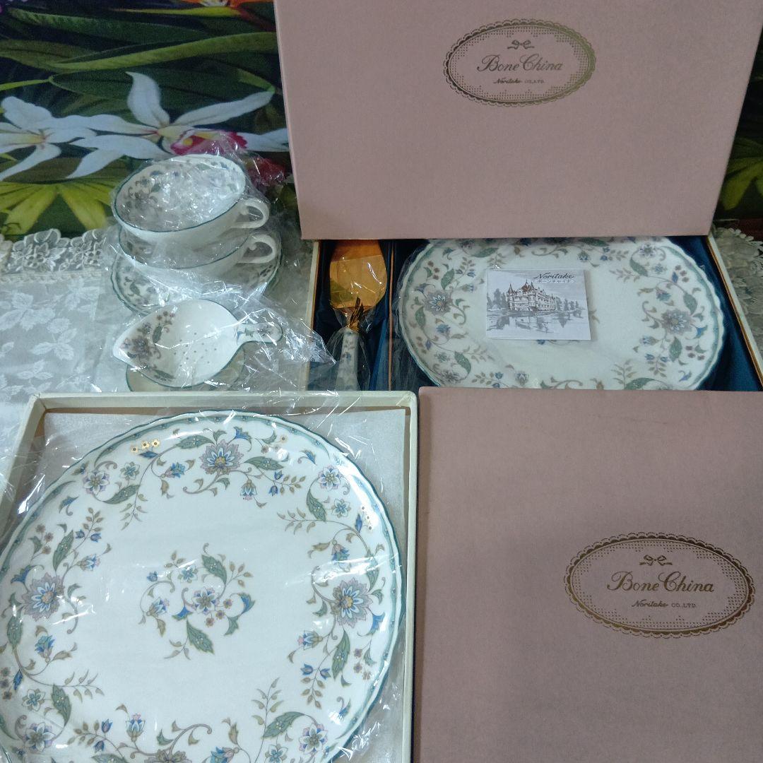 ❤ Noritake カリフパレス ティーカップセット＋ ケーキ皿2枚サーバ