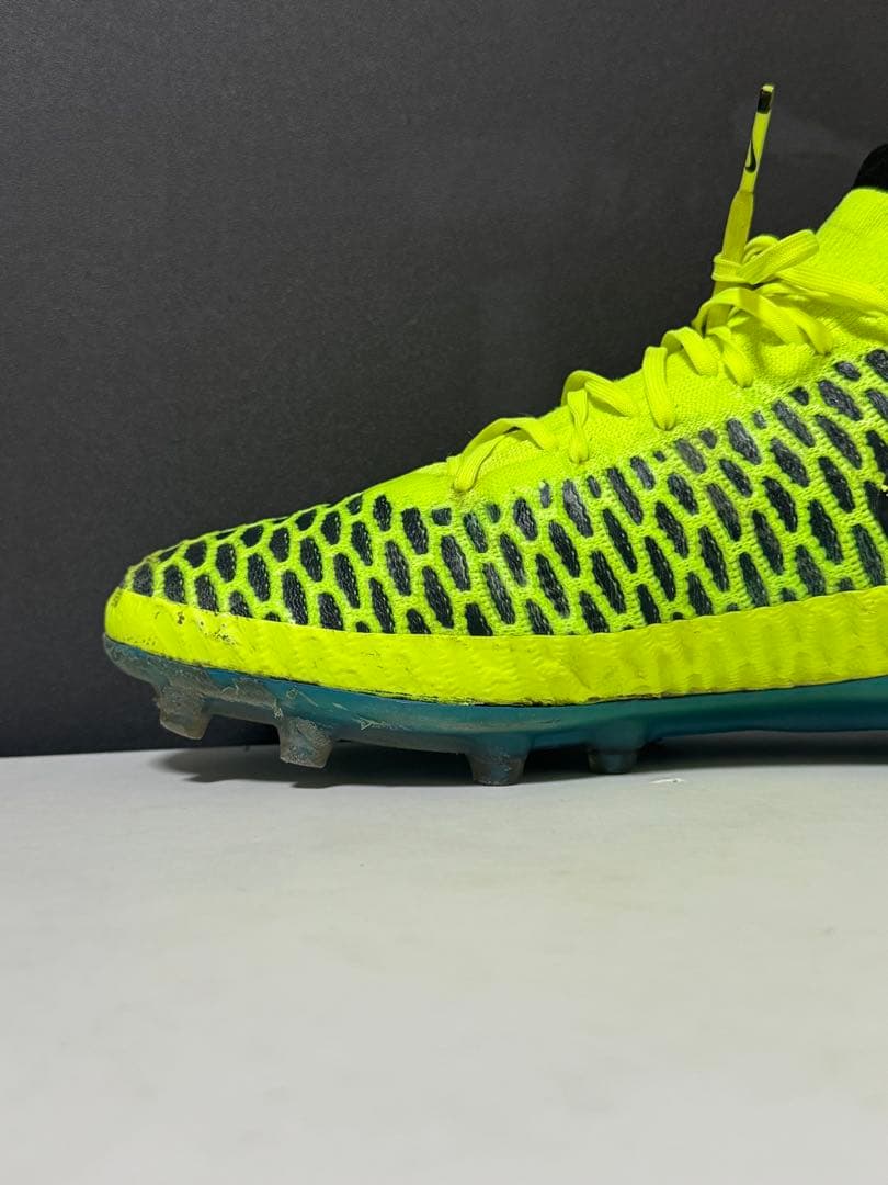 27.5cm NIKE スパイク 初代マジスタオブラ FG ボルトイエロー