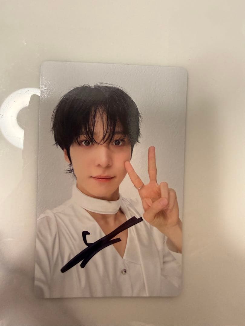 ATEEZ VIP特典 トレカ 直筆サイン入り ユノ - メルカリ