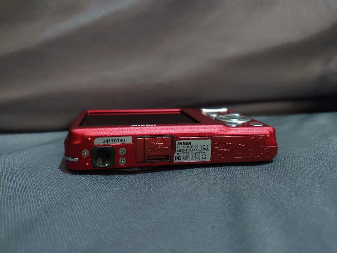 Nikon COOLPIX S210 コンパクト デジタルカメラ コンデジ - メルカリ
