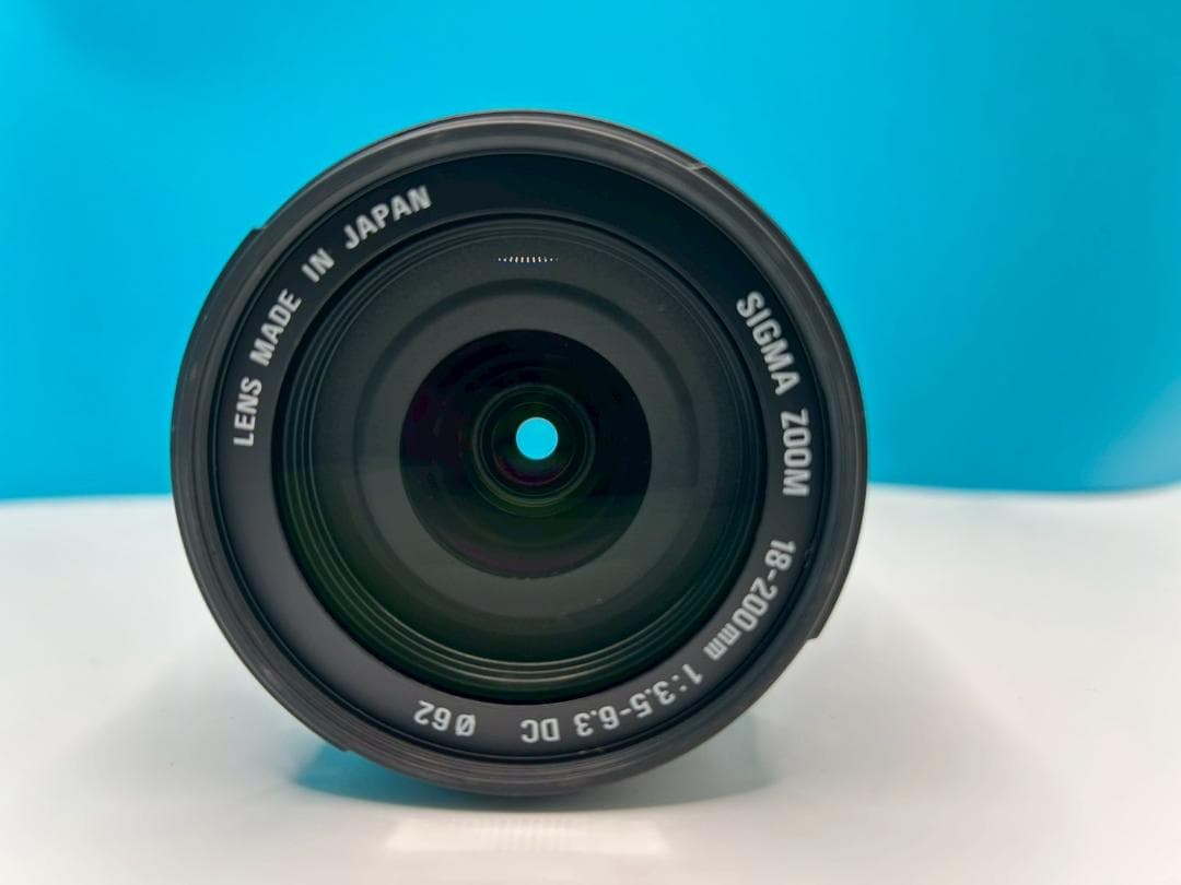 SIGMA レンズ 18-200mm F3.5-6.3 DC Canon用