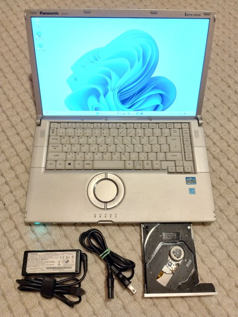液晶画面15.6インチ8GB Panasonic CF-B11 SSD240GB Let's note Panasonic Let's CF-B11 Microsoft Office2019 Core i7