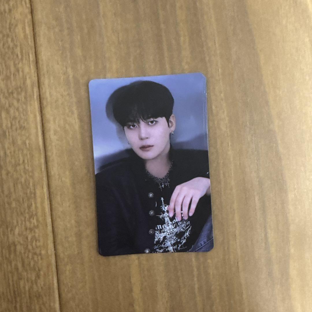 アチズ ATEEZ トレカ POCA ポカ 封入 ジョンホ ① - メルカリ