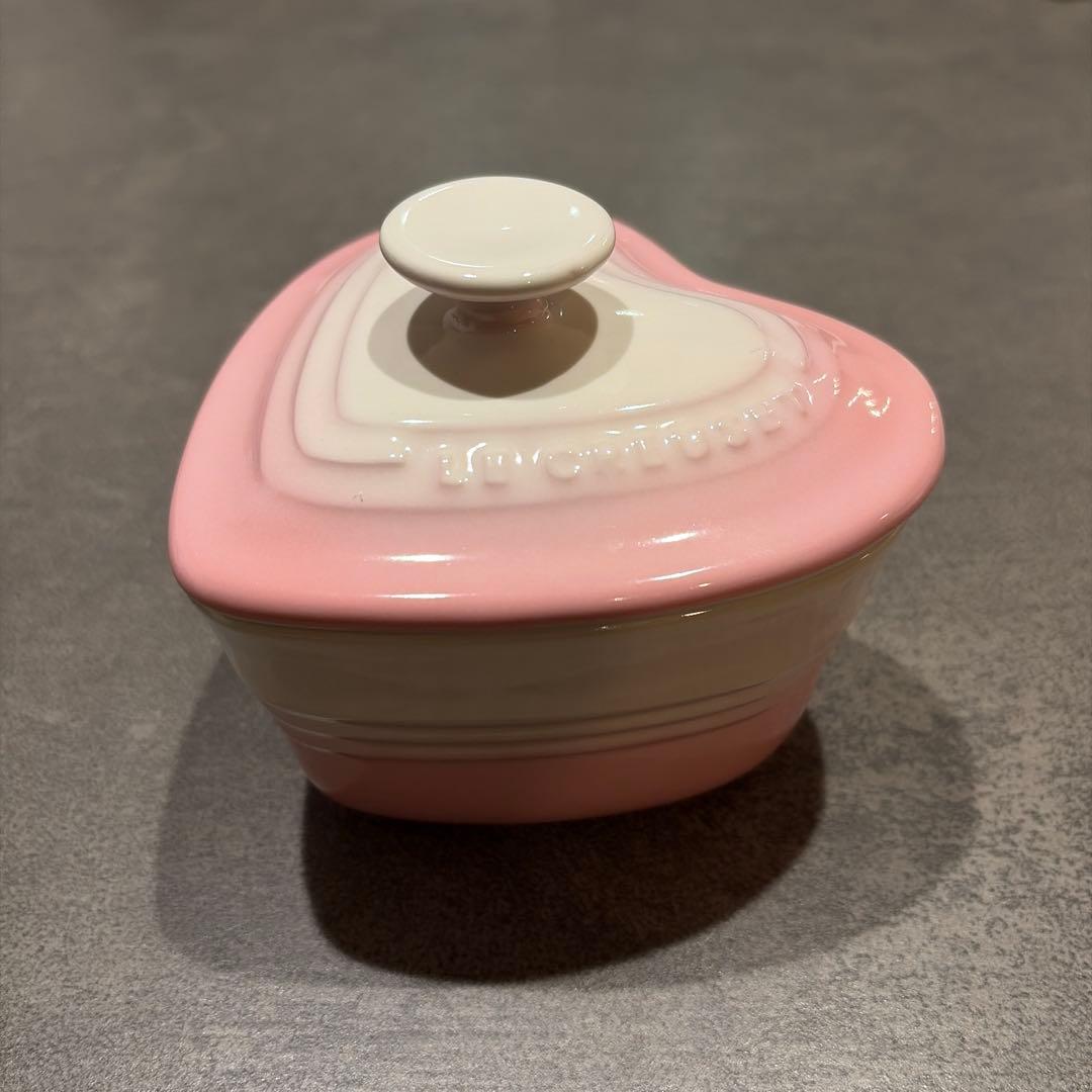 LE CREUSET / ル・クルーゼ ラムカン・ダムール (フタ付き) ピンク