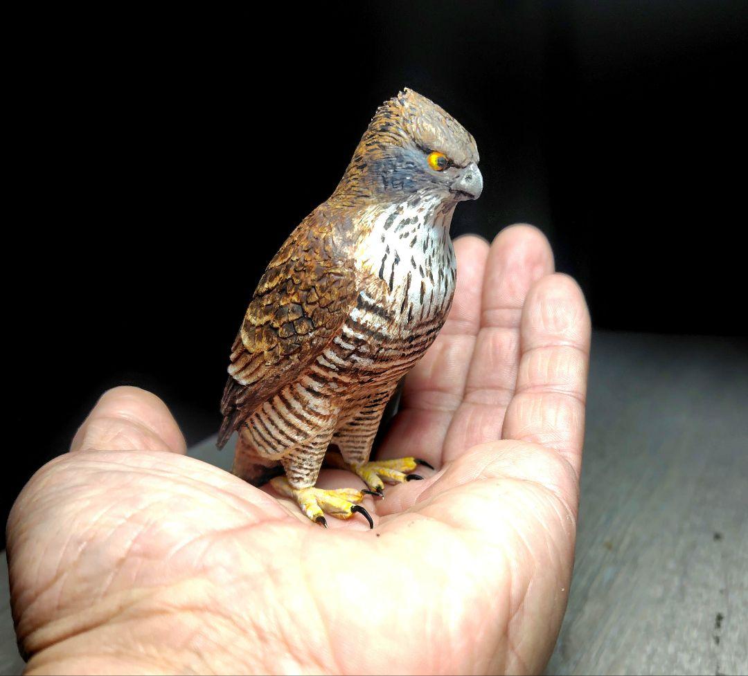 小さなバードカービング クマタカ 野鳥 木彫り - メルカリ