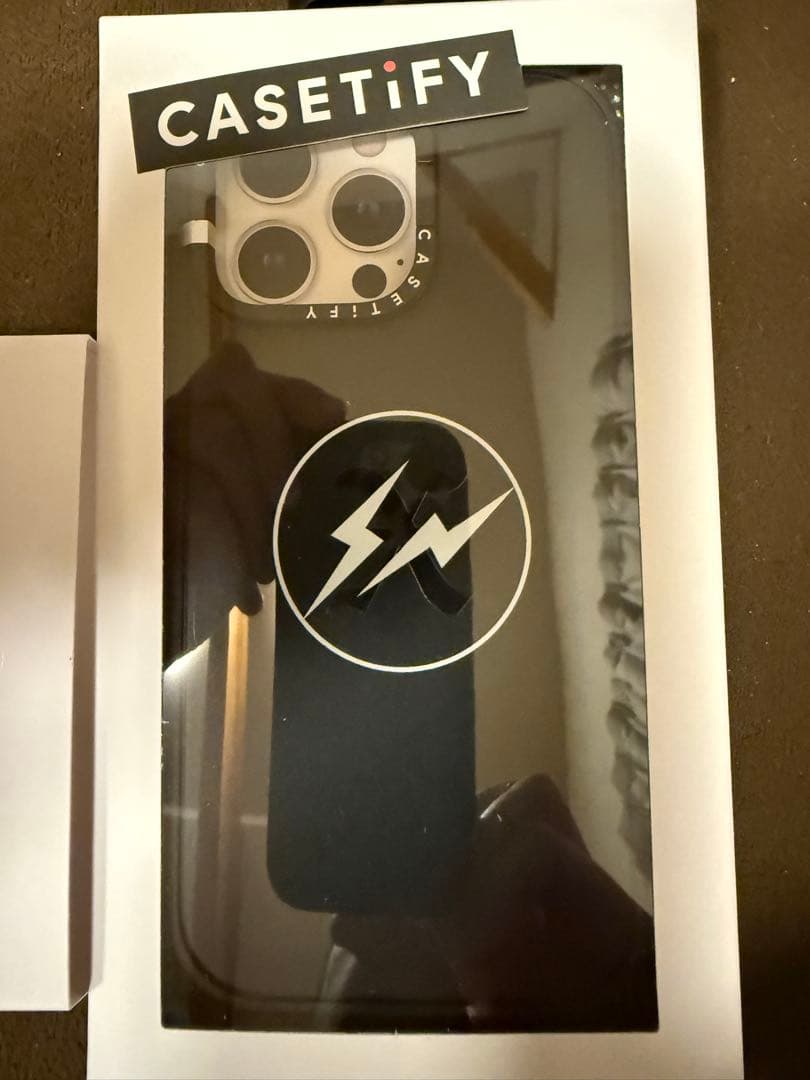 CASETiFY ブラック iPhone16promax fragment XXX fragment CASETiFY iPhone 16 Pro MAX - メルカリ