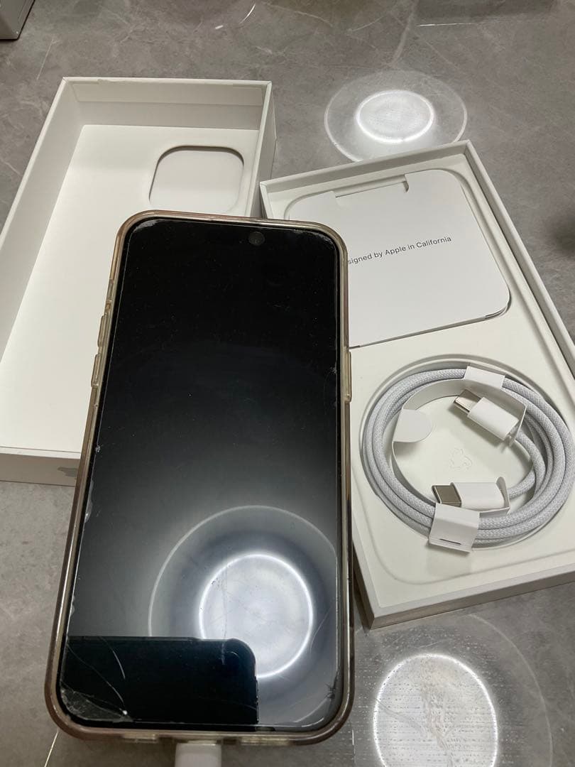 iPhone15ProMax 256GB SIMフリー 本体 美品 ホワイト Apple iPhone 15 Pro Max 256GB SIMフリー [ホワイトチタニウム] 価格