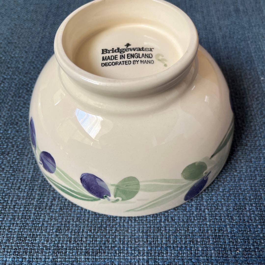 エマ・ブリッジウォーター オリーブ柄 カップ カフェオレボウル プレート