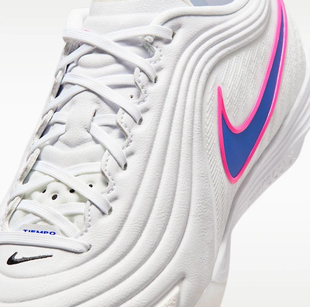 新品 ナイキ ティエンポリアクトガト フットサルシューズ 26.0cm