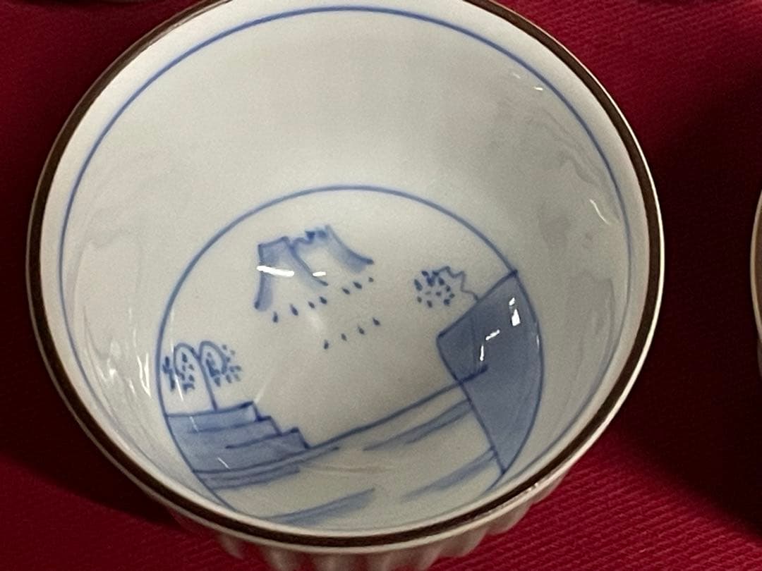 新品未使用☆深川製磁 百年庵 笹青磁見込山水 しのぎ仙茶碗揃 - メルカリ