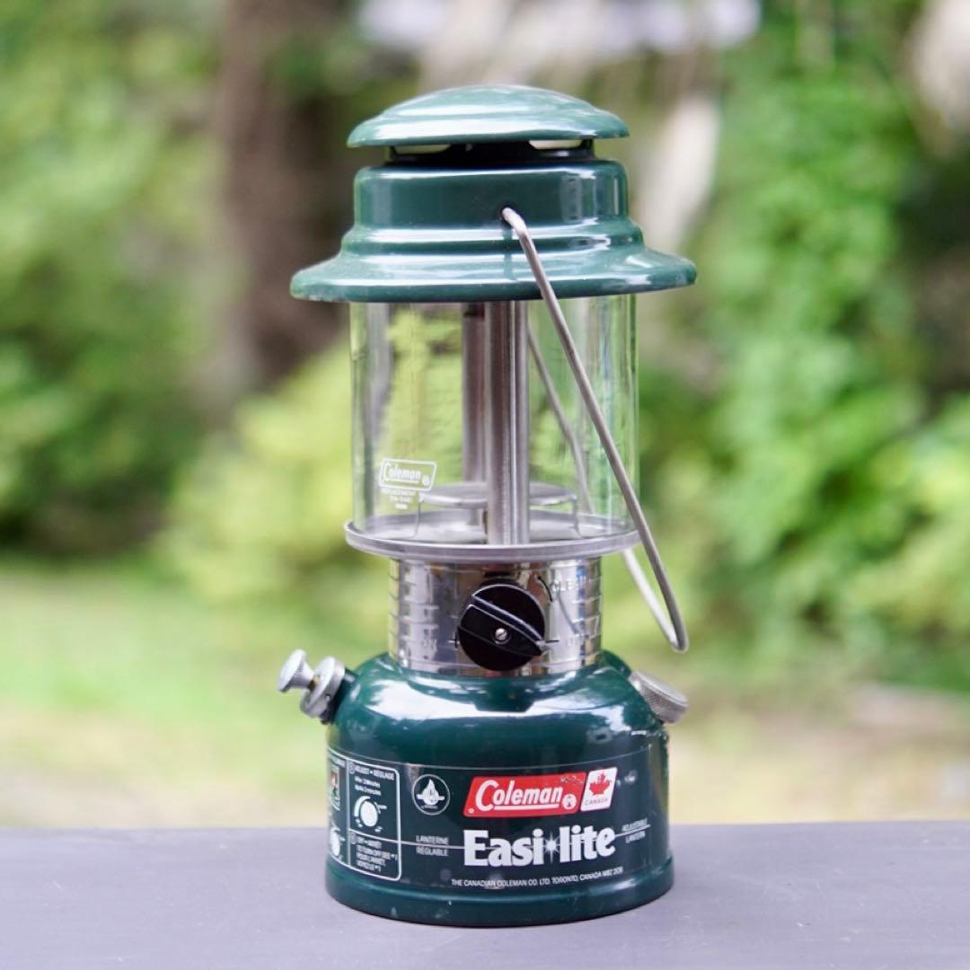 1988年1月製造　コールマン325A カナダ　ビンテージランタン オールドコールマン イージーライトランタン 325A（1988年1月製造)です。