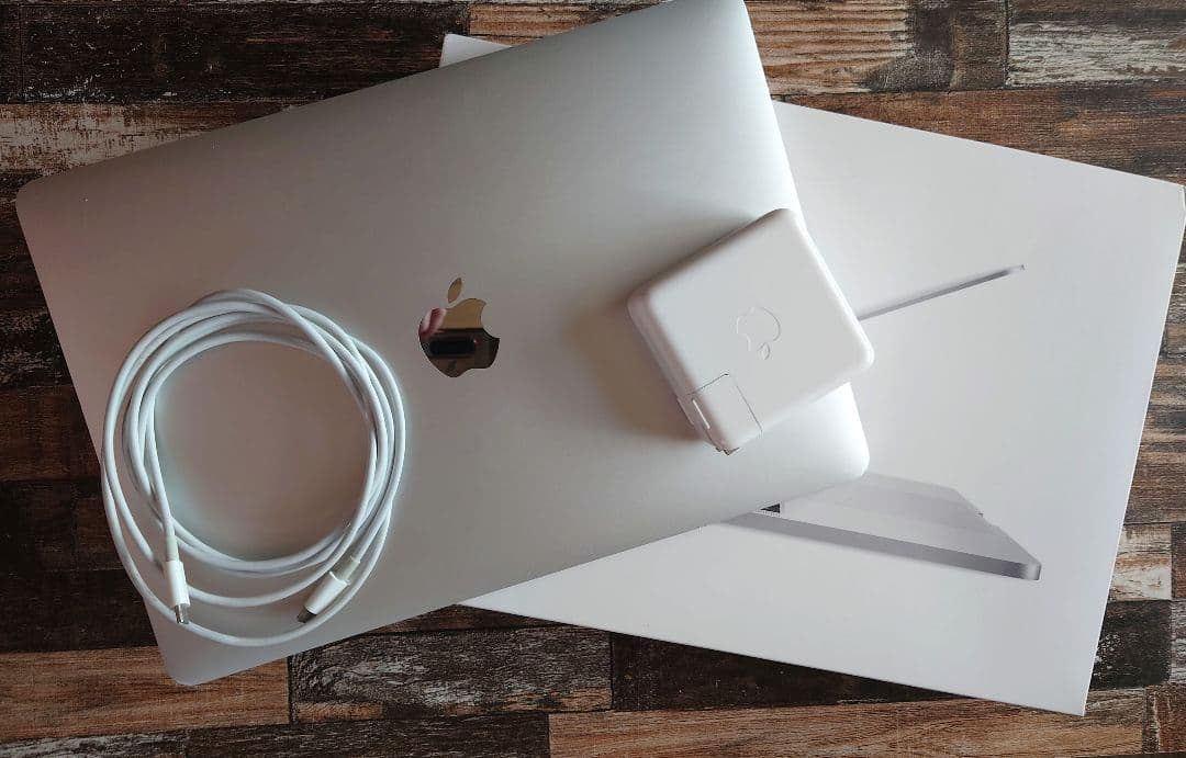 ジャンク※】MacBookPro 13インチ 256GB シルバー - メルカリ