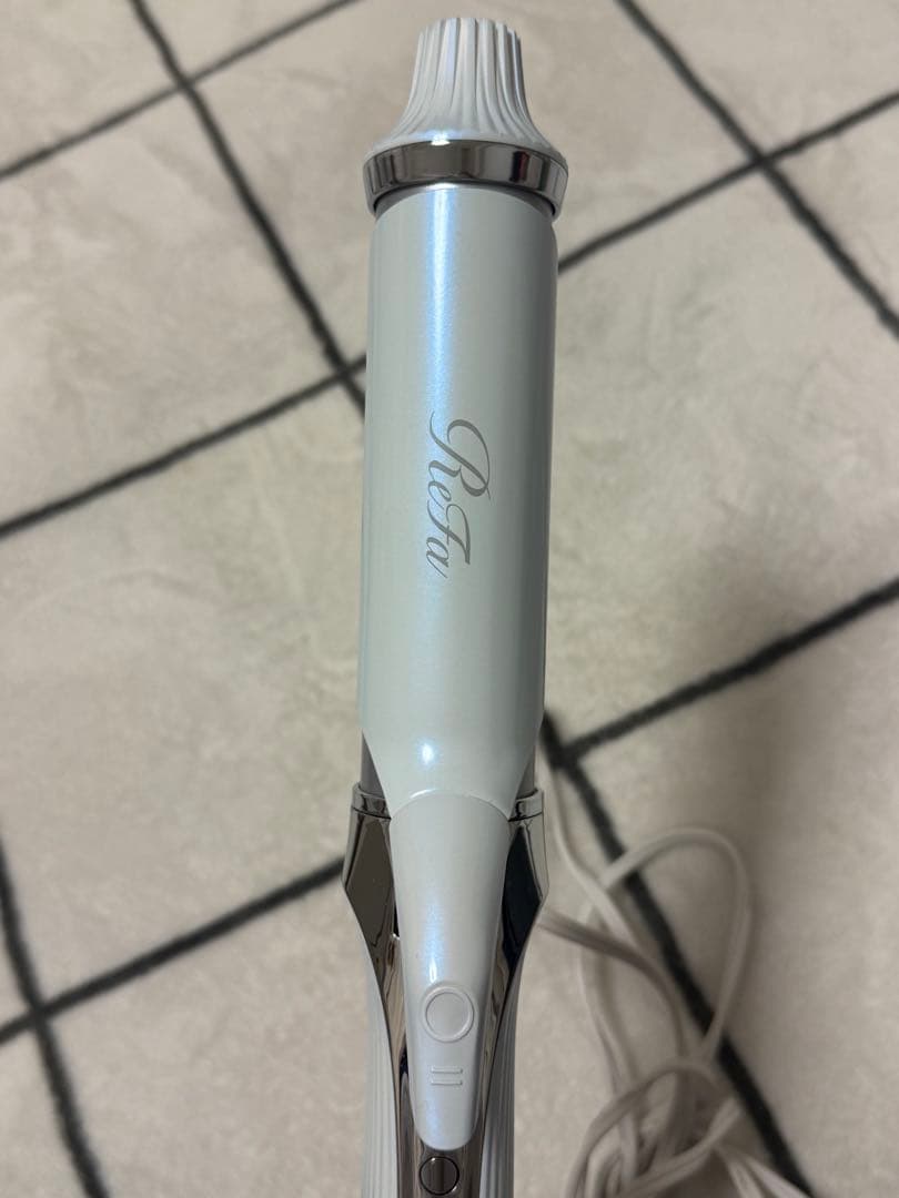 リファカールアイロン プロ　32mm ホワイト リファ カールアイロン プロ (Φ32)ホワイト / ReFa CURL IRON PRO