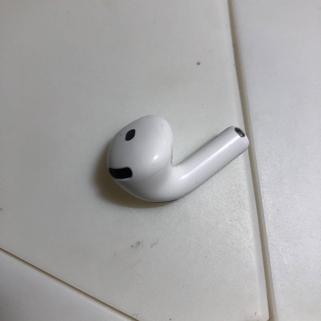 Apple AirPods 第4世代 左耳 左側 左 - メルカリ