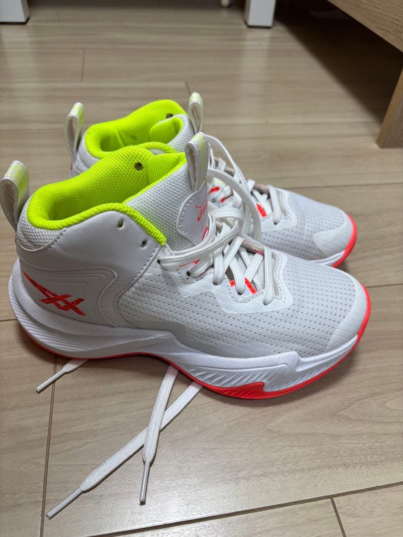 アシックス　バスケットシューズ　バッシュ　22cm アシックスのバスケットシューズ22.5cmの通販 | バスケットボールの