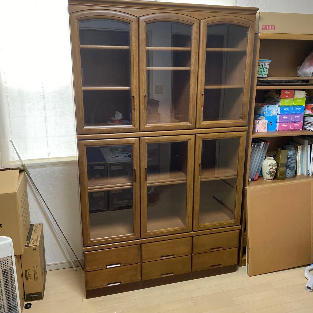 カリモク　ガラス扉付き本棚　食器棚 楽天市場】【開梱設置無料】 カリモク 書棚 ガラス扉付き 本棚