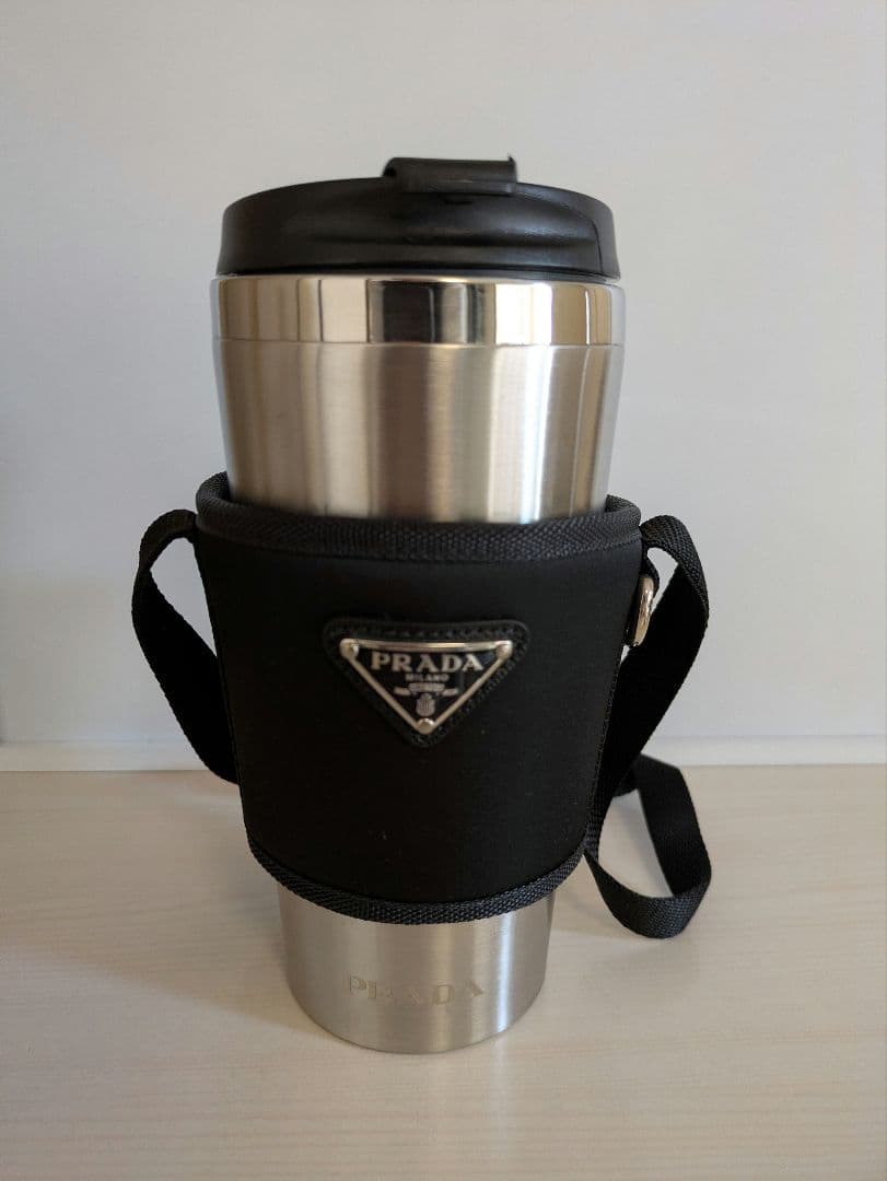 PRADA タンブラー ホルダー付 - メルカリ