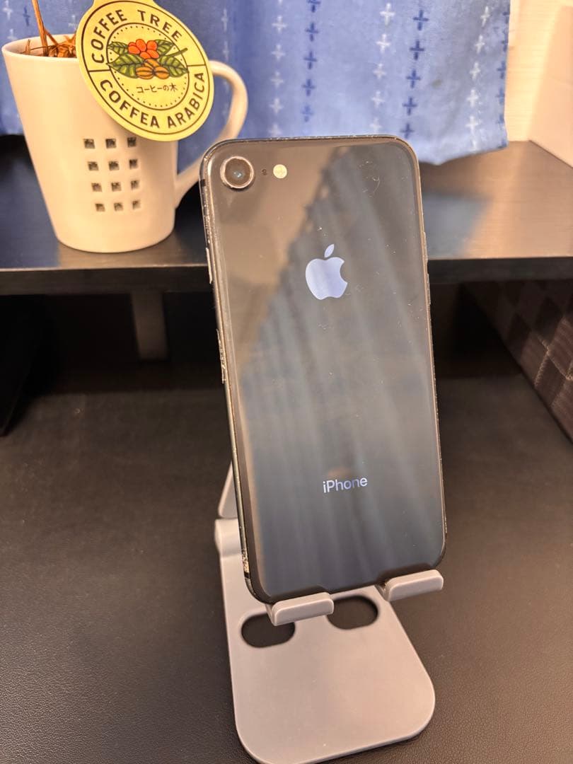 エモい写真に】iPhone 8 64GB /SIMフリー /初期化・探すオフ済 - メルカリ