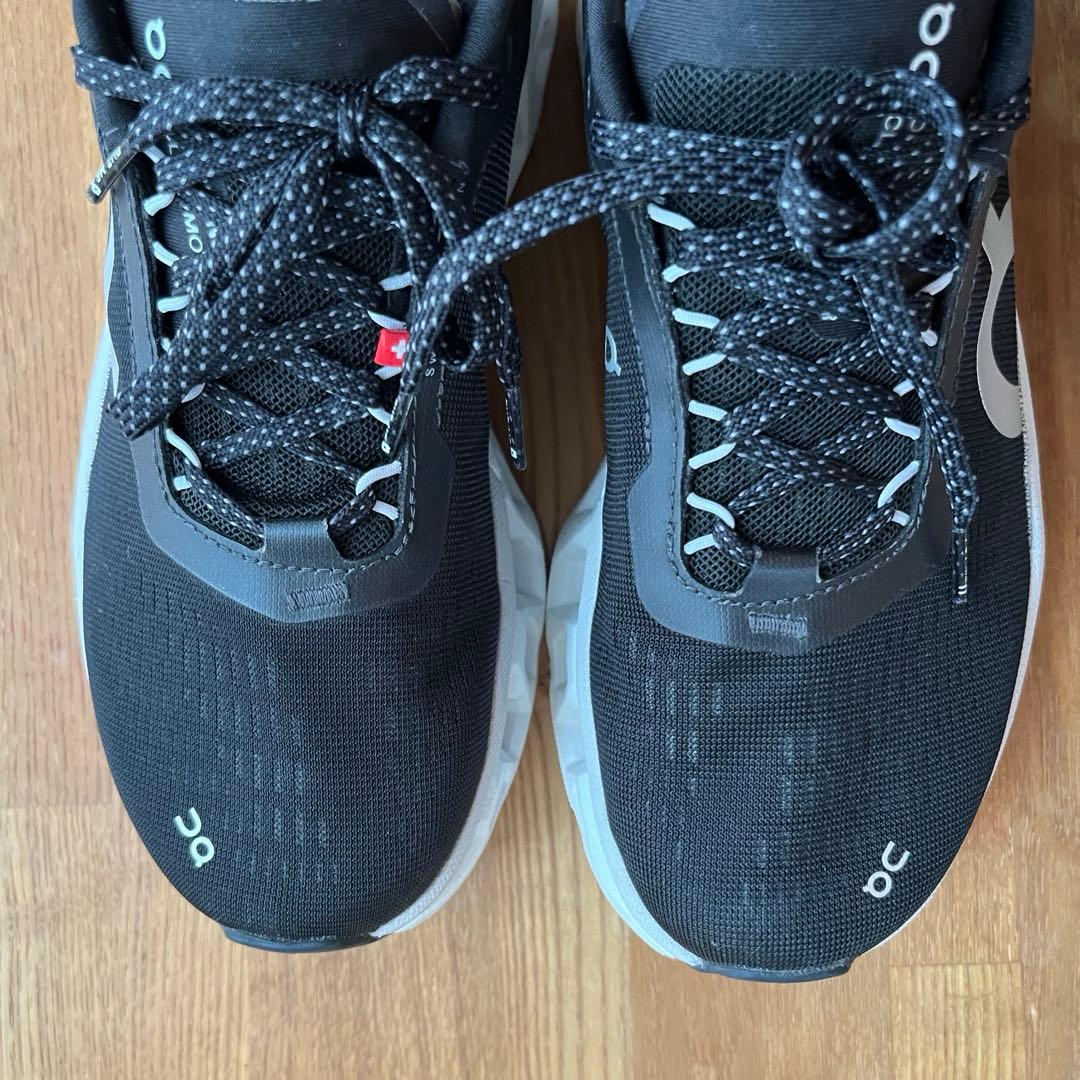 クラウドモンスター2 ON ランニング ブラック 23.5cm